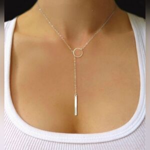 Simple Silver Clavicle Chain Circle  Pendant Necklace